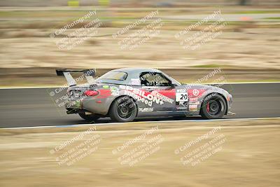 media/Jan-26-2025-CalClub SCCA (Sun) [[cfcea7df88]]/Group 5/Race/